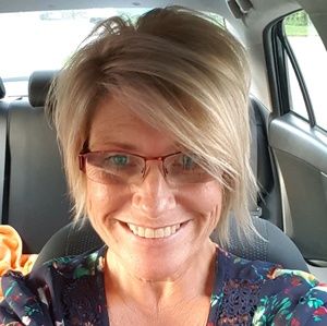 Meet your Posher, Ragenia